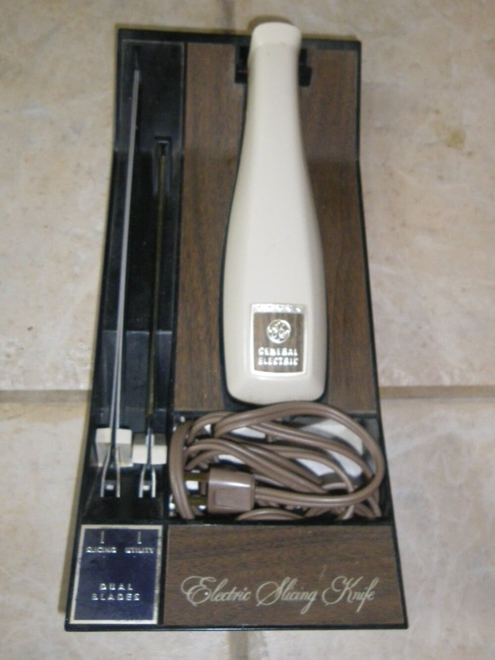 Vintage General Electric Slicing Knife Set w/ Dual Blades